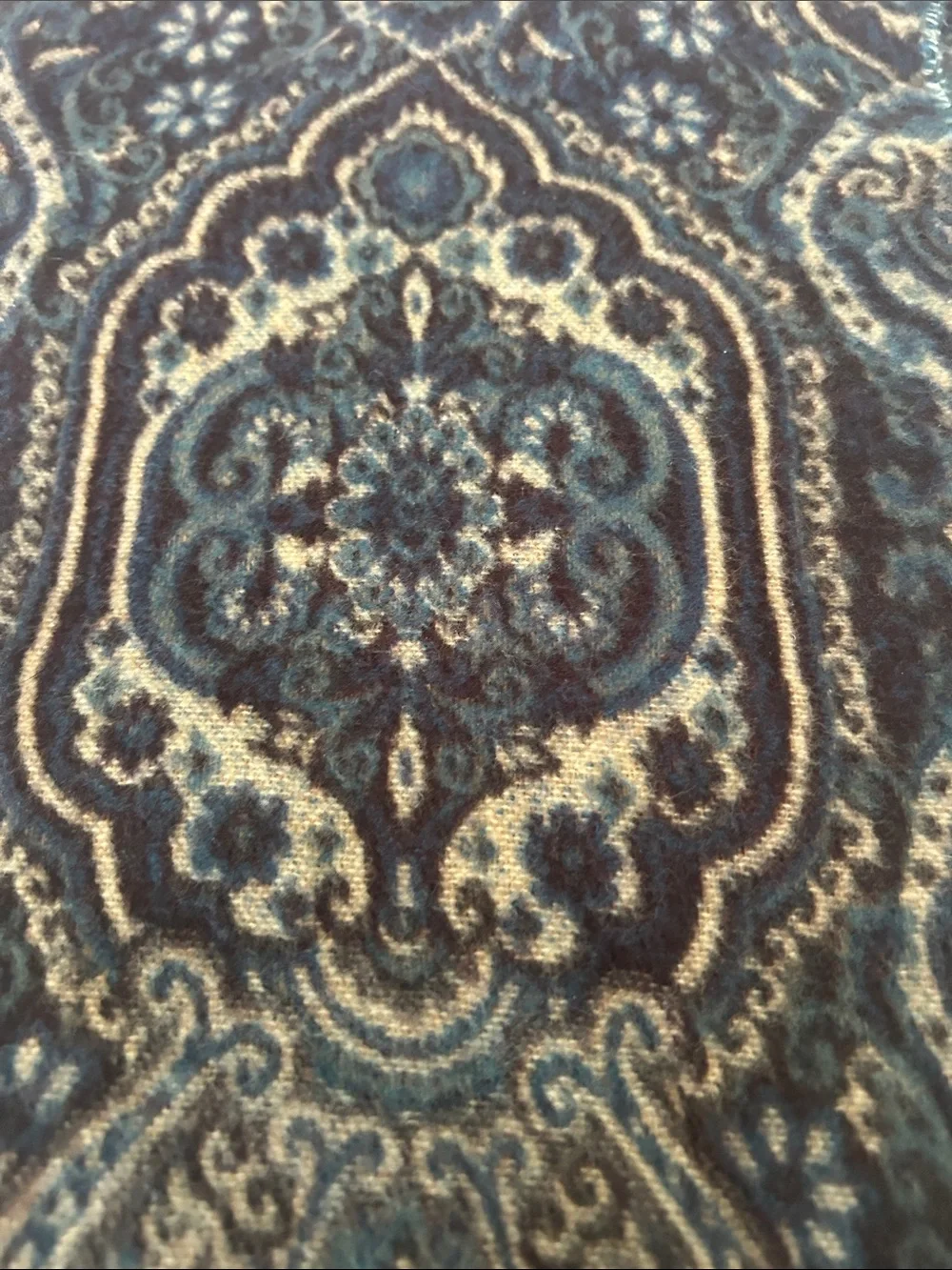 N/A soft paisley